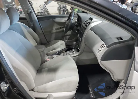 2012 Toyota Corolla Le z USA, uszkodzony, nr VIN 2T1BU4EE6CC854042